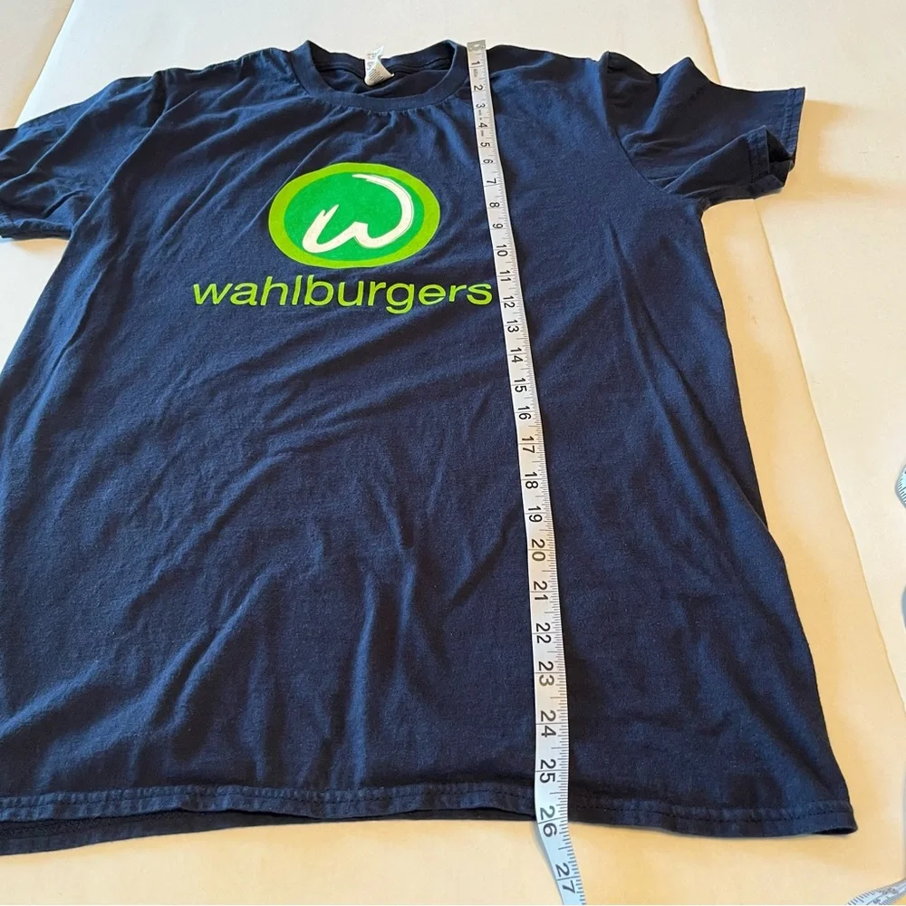 Wahlburgers Mens Size Medium Blue Shirt Our Family Our Story Our Burgers Reality